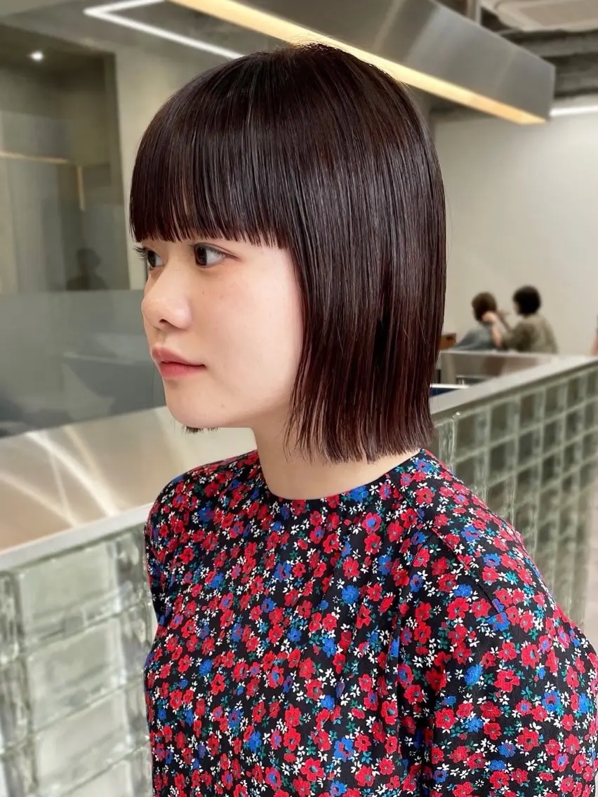 ショート カラー 外ハネヘア カット ヘアカラー トリートメント ボブ専門美容師 /ミヤノのヘアスタイル