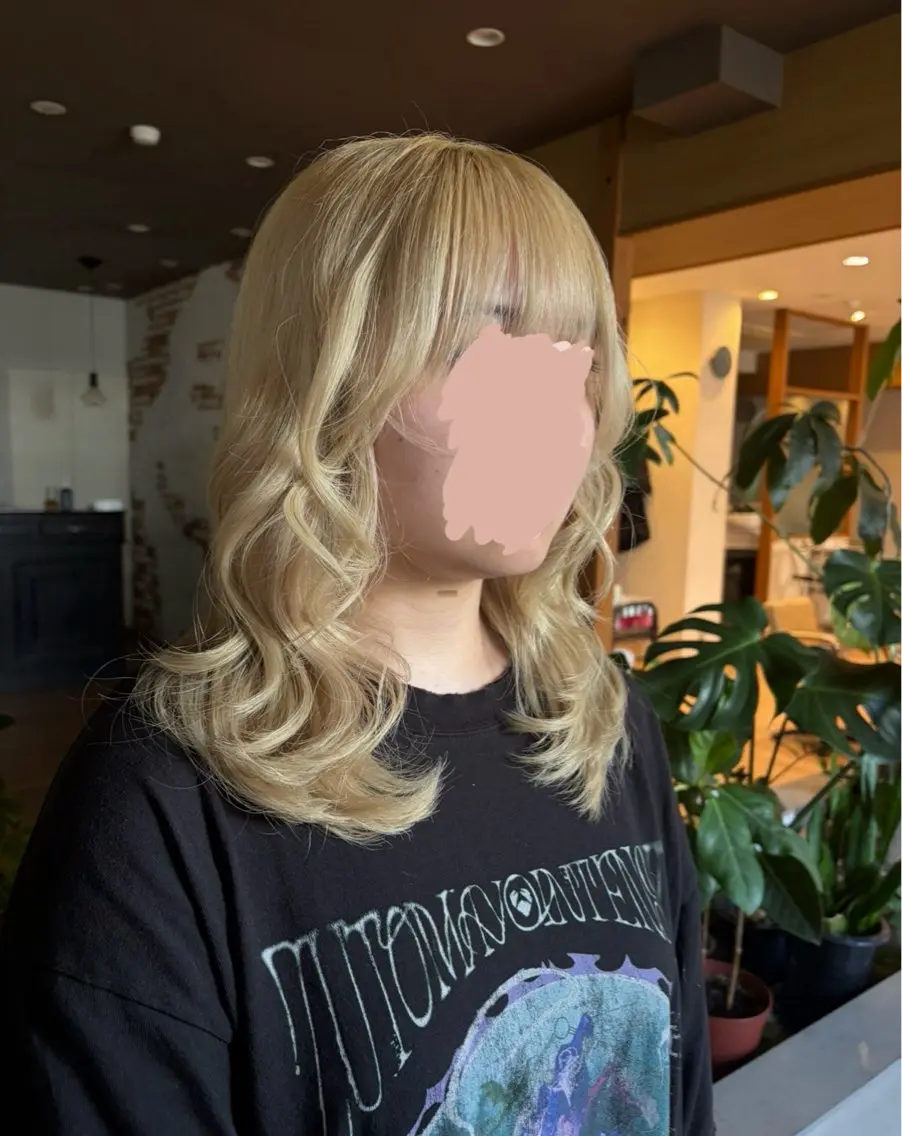 ミディアム レイヤーカット やました りんのヘアスタイル