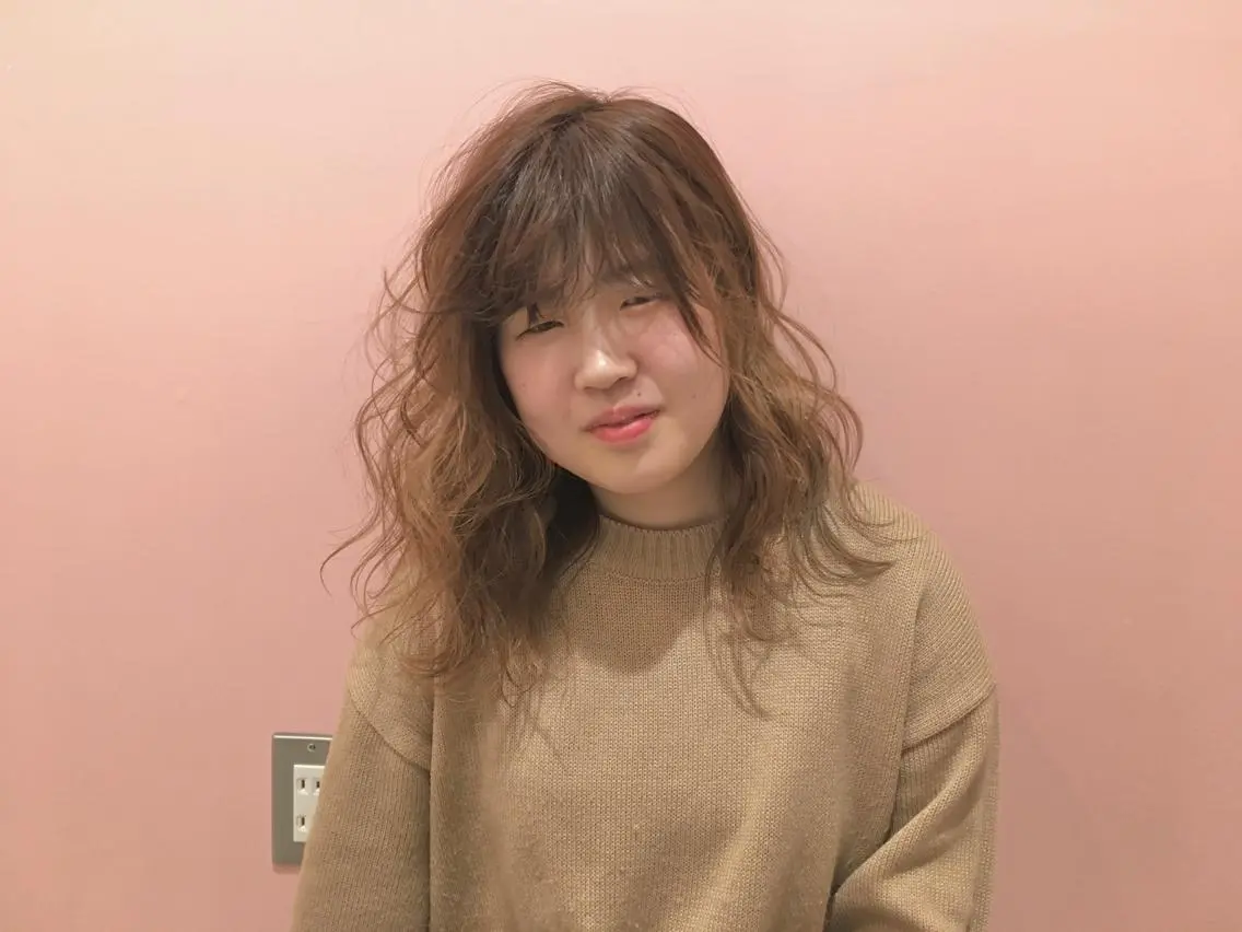 merc. 宮川琴代のヘアスタイル
