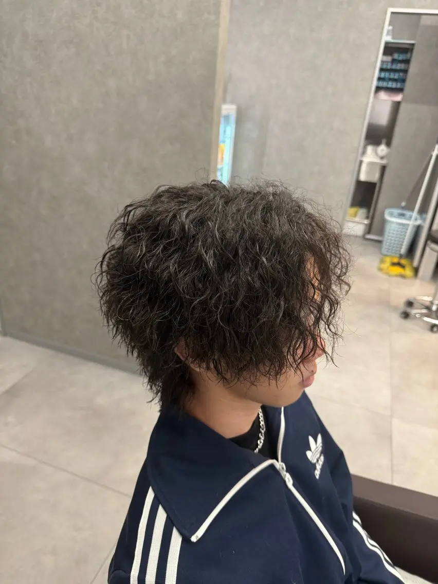 ショート カラー パーマ メンズ カット パーマ メンズ特化 👑YUTAのヘアスタイル
