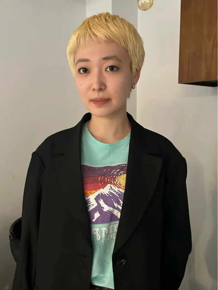 ショート カラー ブロンド ハイトーンカラー ショートヘア カット ヘアカラー トリートメント 村上雅人 ナチュラルモードのヘアスタイル
