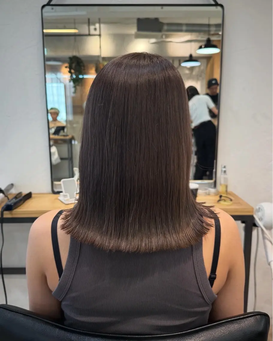 ミディアム カラー ミルクティー× グレージュMOMOのヘアスタイル