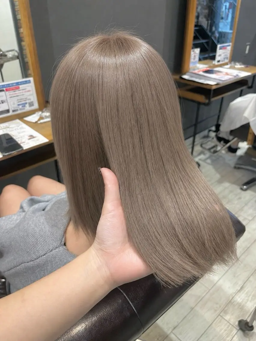 ミディアム カラー ブリーチ ブラウンカラー 髪質改善 トリートメント ヘアカラー トリートメント 🎀鈴木ちゃん🐑 似合わせ✖️個性🫧のヘアスタイル