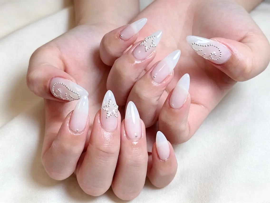 メンズ ネイル メンズ韓国風 べっ甲ネイル ボルドー ブラウン チークネイル ハンドネイル ハンドケア NEW NAIL 池袋🔥🧲のネイルデザイン