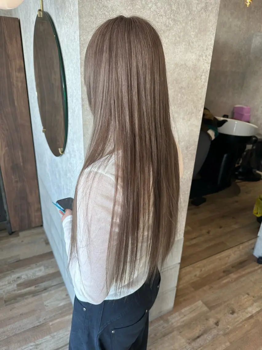 ロング カラー 糀元(後藤) 花純のヘアスタイル