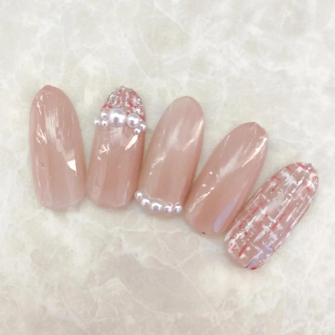 ネイル アートネイル シンプルネイル ツイードネイル muguet🎀 chikaのネイルデザイン
