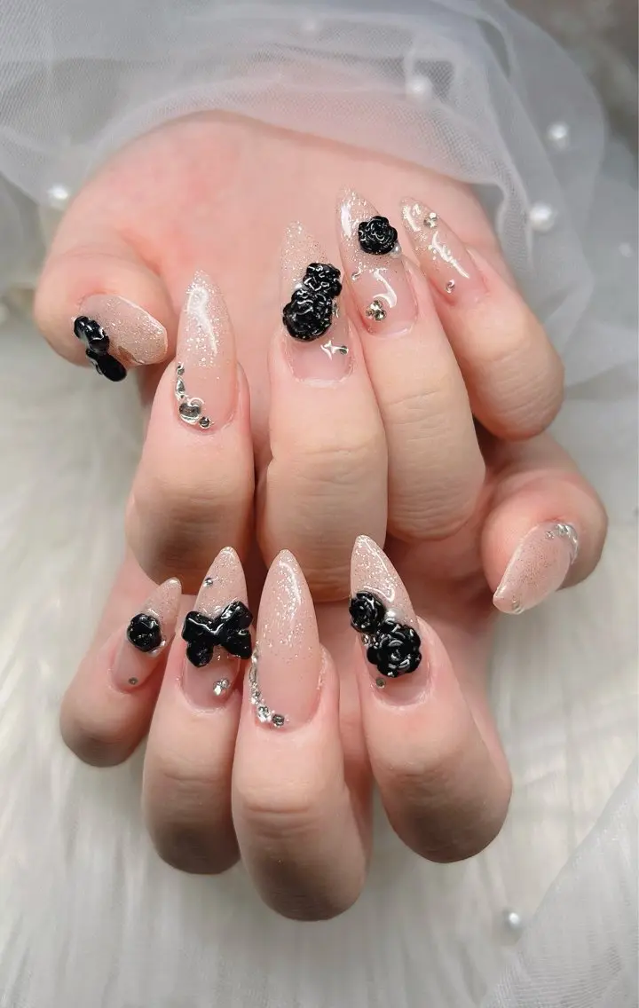 ネイル ハンドネイル Lee  Nails リーリンのネイルデザイン