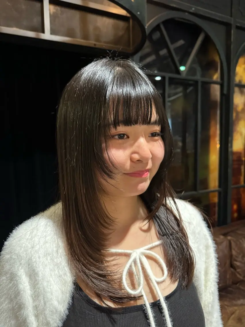 セミロング レイヤーカット ブリーチカラー/ブロ ンドレイヤーカットのヘアスタイル