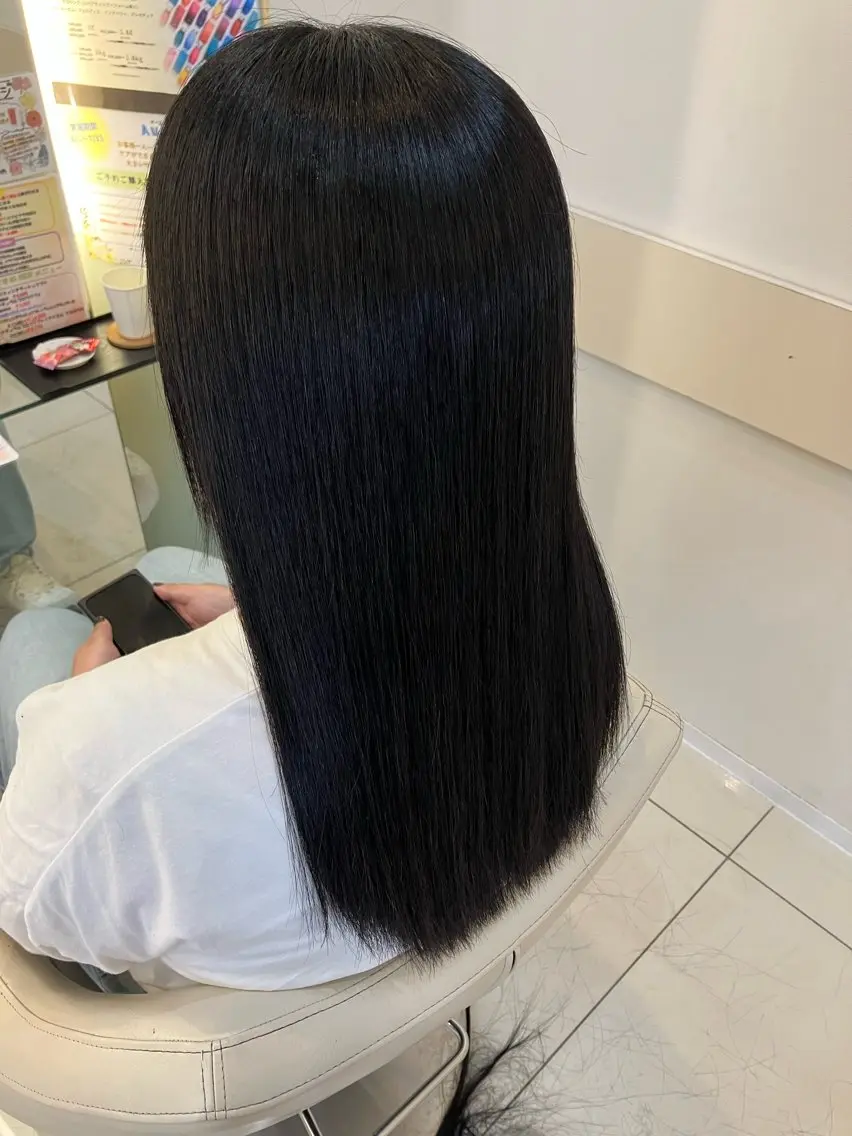 セミロング 縮毛矯正 yukari 艶髪ヘアのヘアスタイル