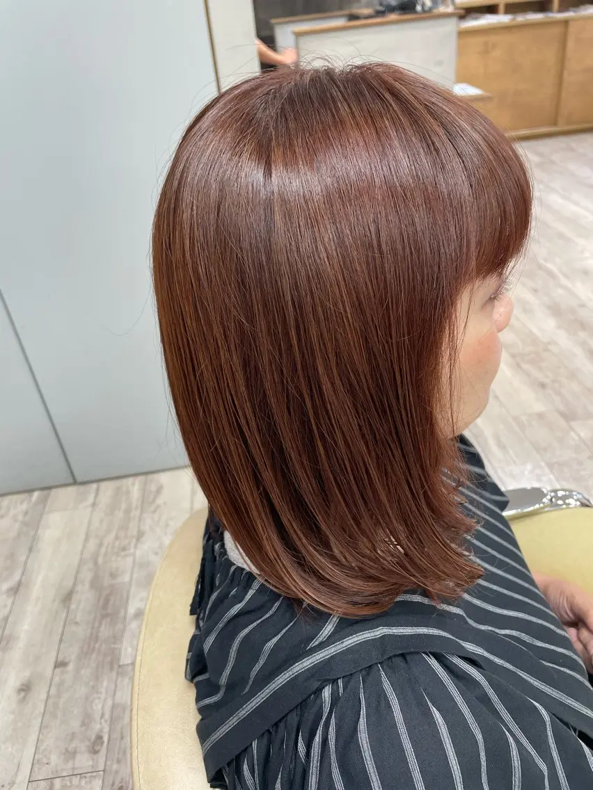 セミロング 小久保 涼子のヘアスタイル