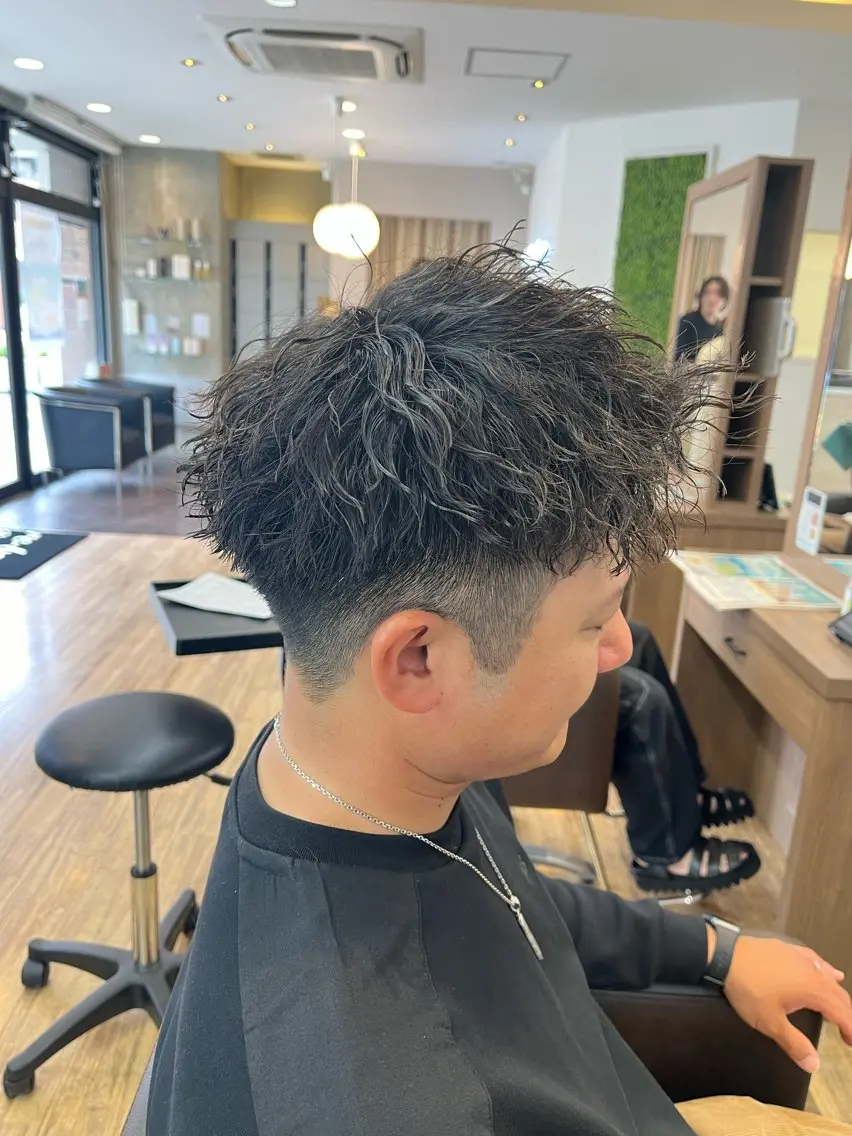 メンズ カット パーマ 鬼松沙弥 ❤︎メンズパーマのヘアスタイル