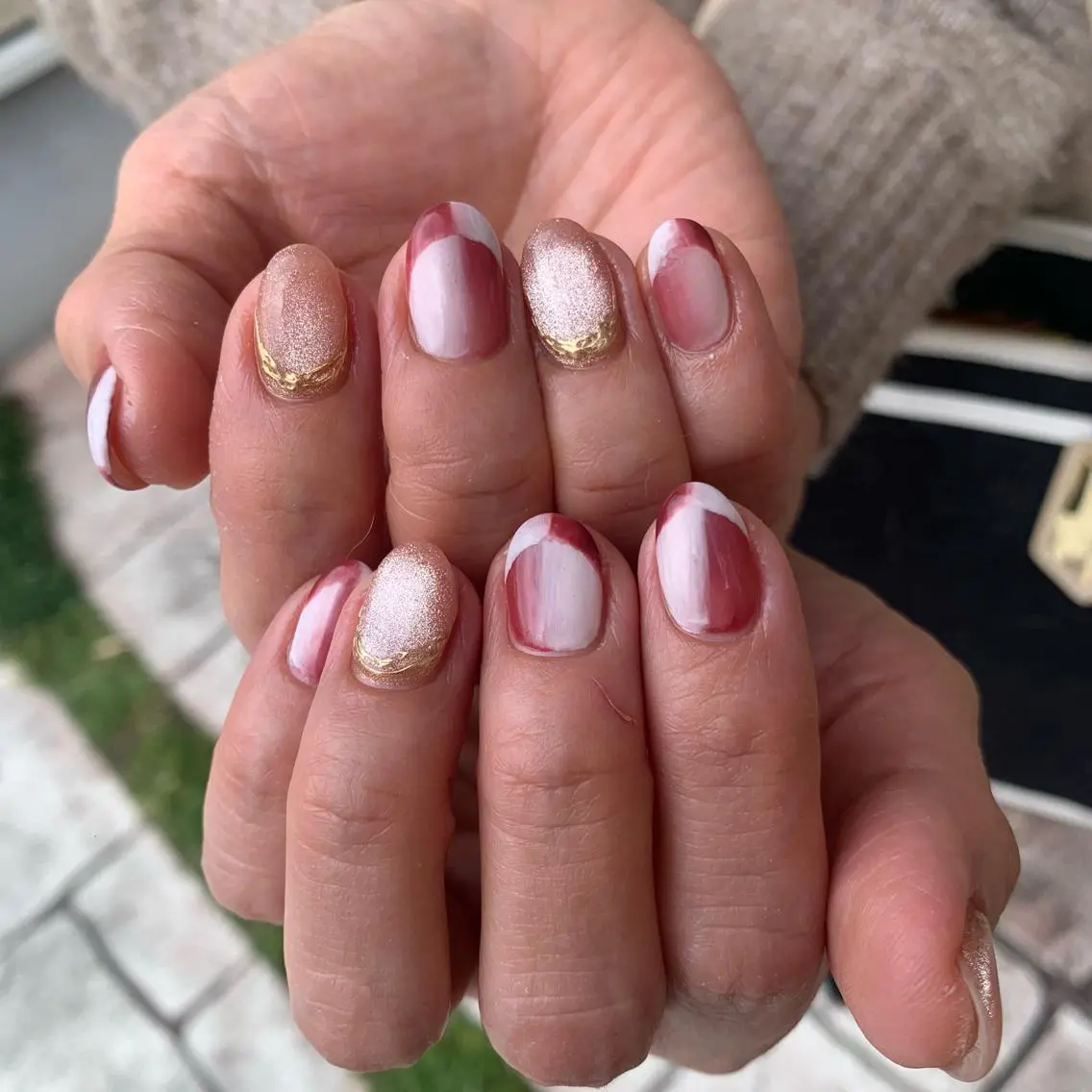 ネイル フレンチネイル マグネットネイル happiness nailのネイルデザイン