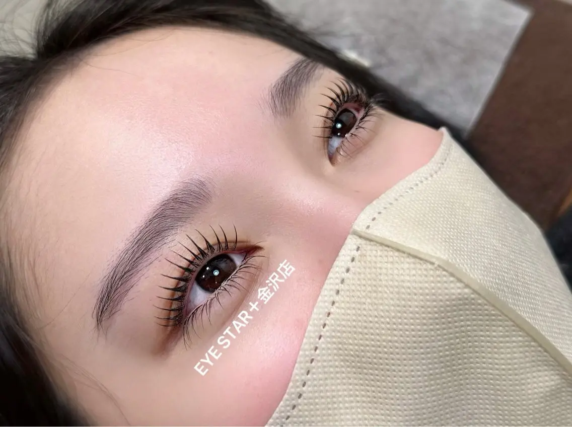 パーマ EYE STAR +金沢店のマツエク・マツパデザイン