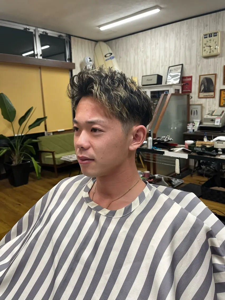 ショート メンズ 飯島 悠輝のヘアスタイル