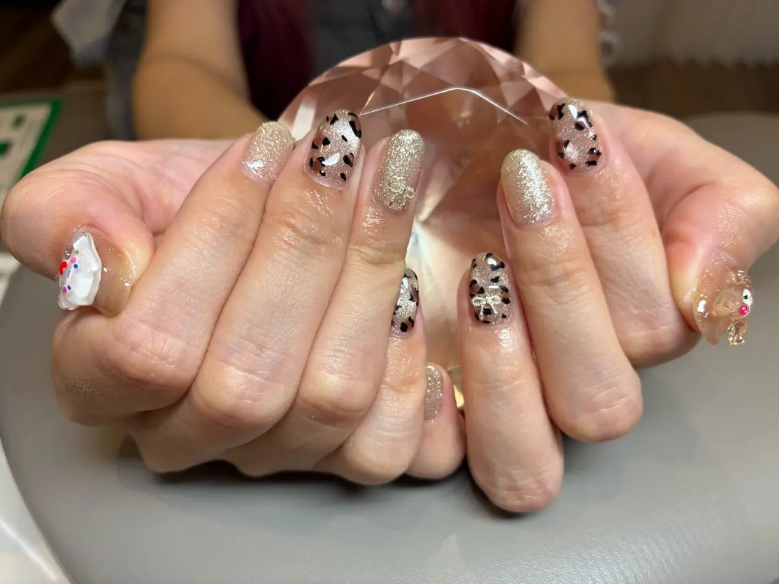 ネイル ハンドネイル ECRLN Atsumiのネイルデザイン