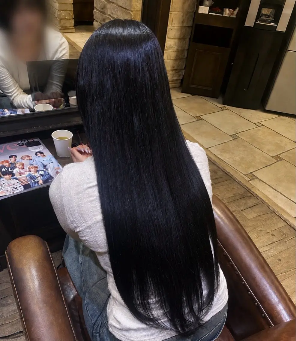 ロング ヘアカラー 阿部 未來のヘアスタイル