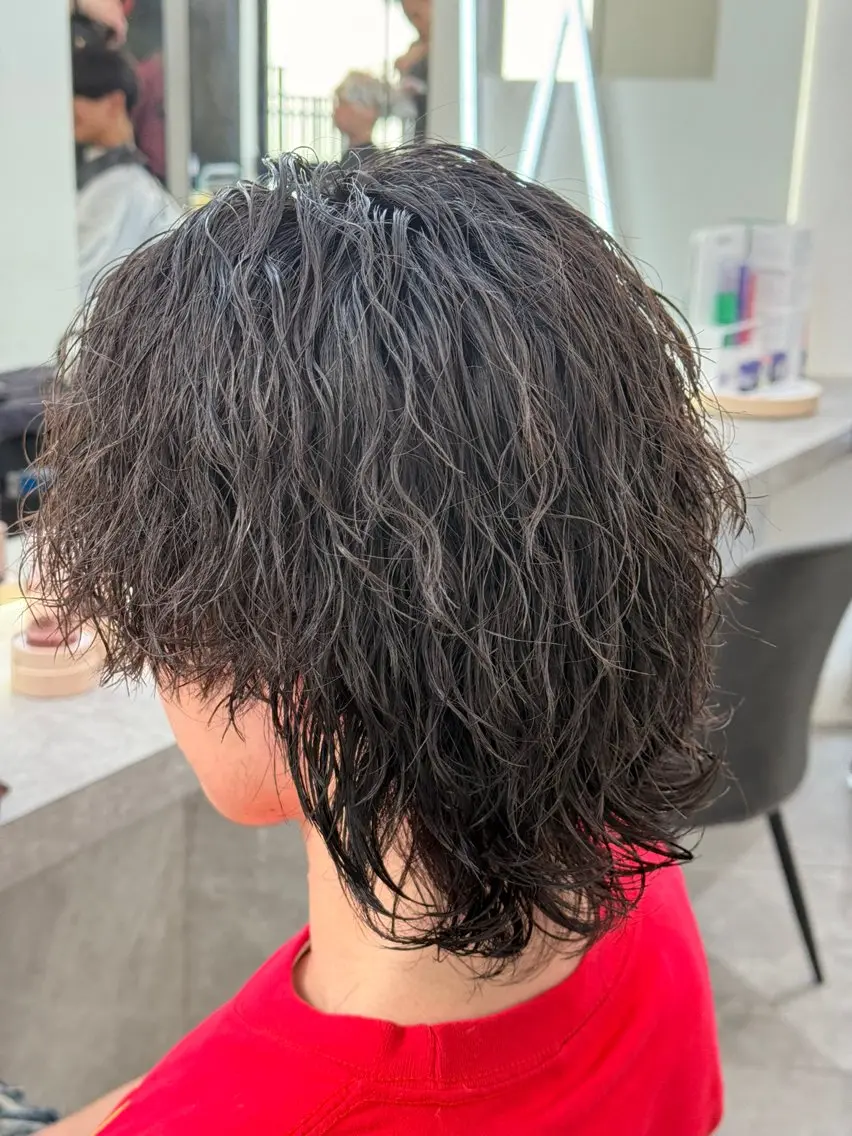 ミディアム パーマ メンズ ミディアムパーマ メンズパーマ カット パーマ 🇺🇸メンズ特化/ 四辻 凱斗🇺🇸のヘアスタイル
