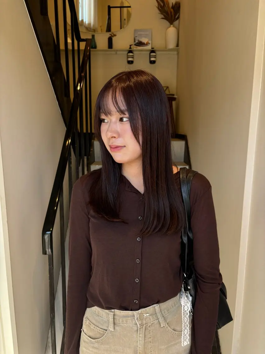 セミロング チョコレートブラウン 🫧glad🫧 田村雪乃のヘアスタイル