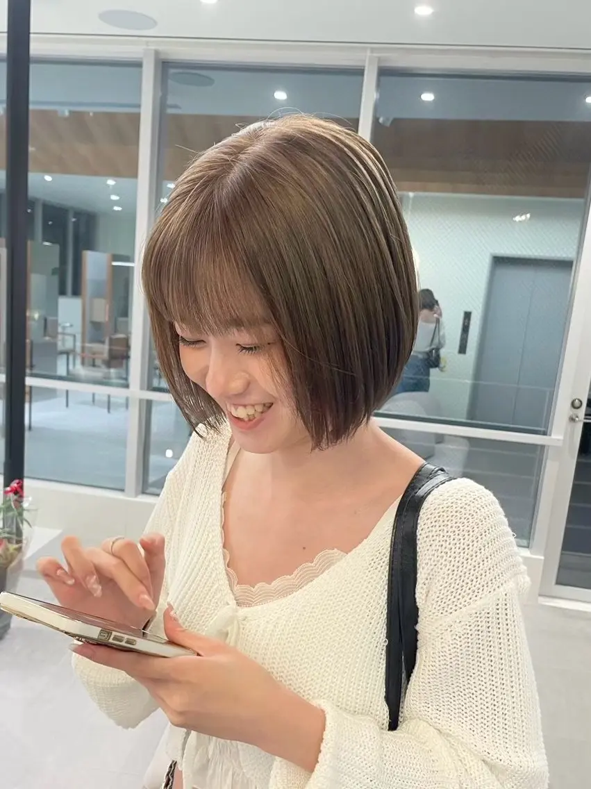 カラー ベージュカラー ヘアカラー カラーモデル 🍬Sena🐩のヘアスタイル