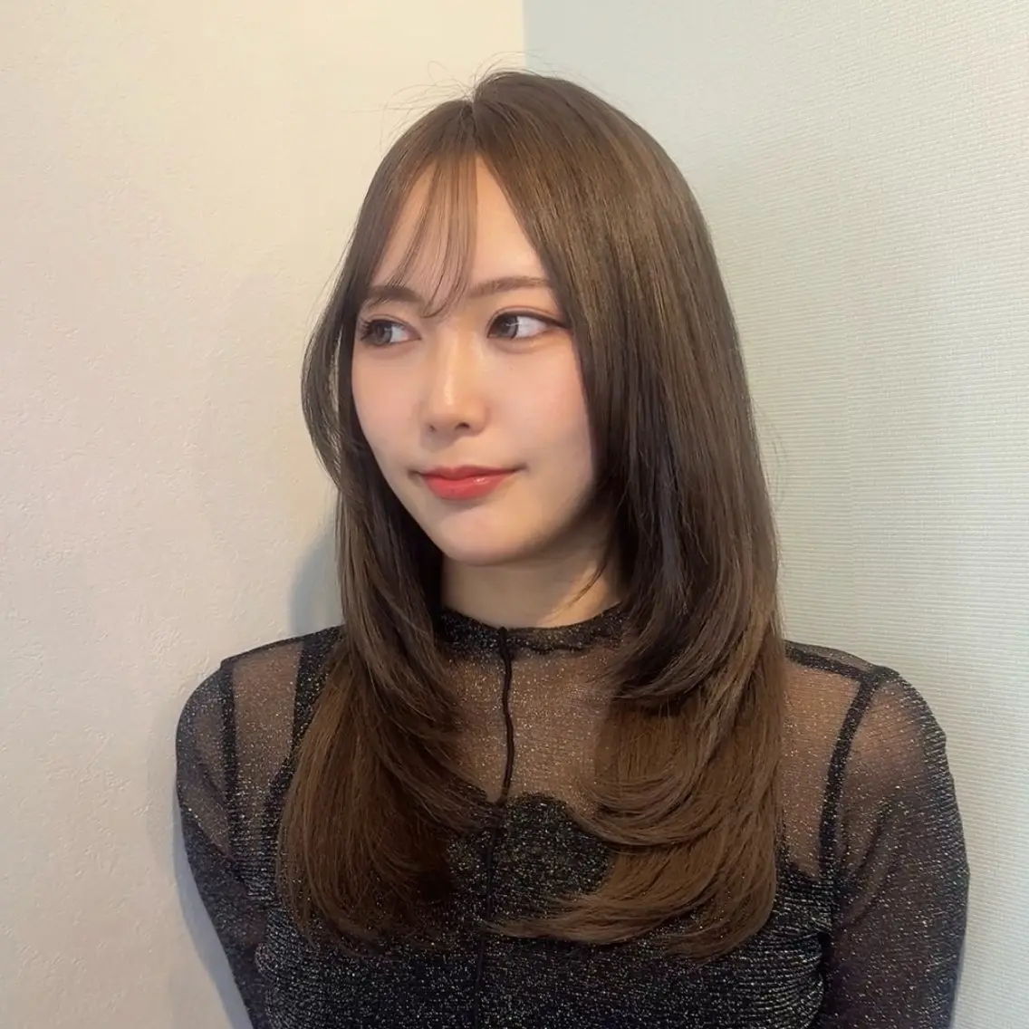 ロング カラー ブリーチ 透明感カラー グレージュ ヘアカラー 𝐀𝐬𝐮𝐤𝐚 🐰ྀི🫧のヘアスタイル