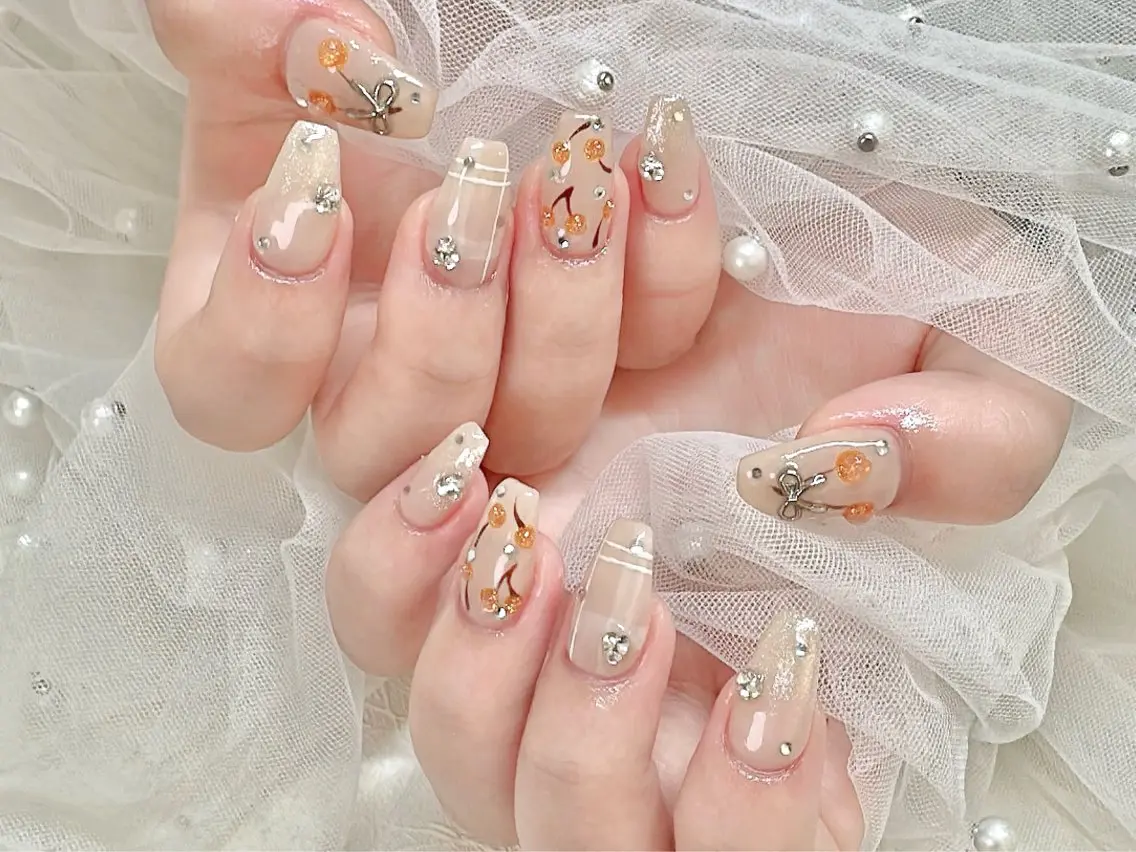 ネイル Luna K.のネイルデザイン