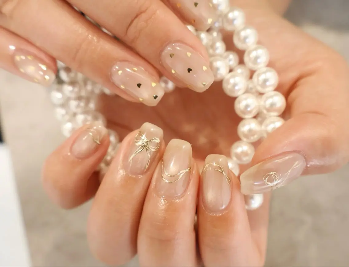 ネイル ハンドネイル H&B アオリのネイルデザイン