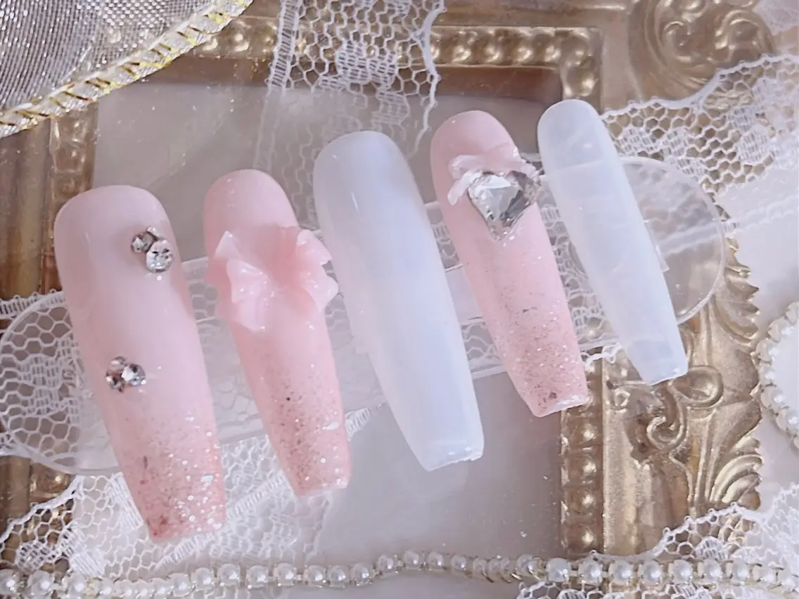ネイル ハンドネイル KARI ネイルサロンのネイルデザイン