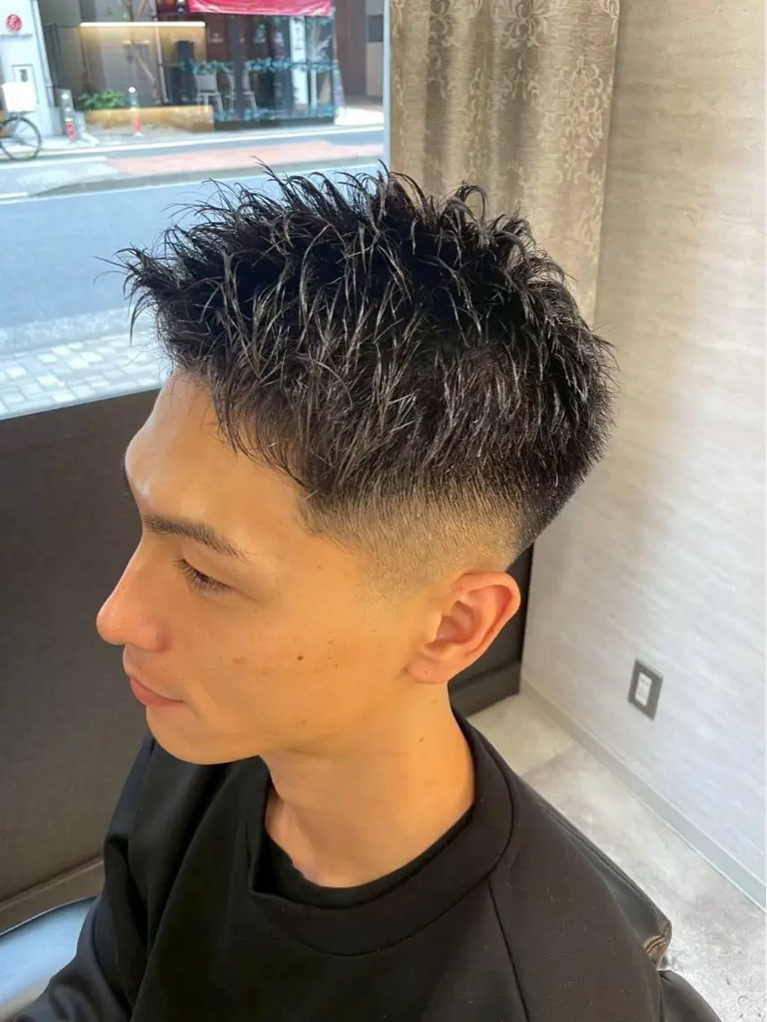 ショート メンズ 小松 奏翔のヘアスタイル