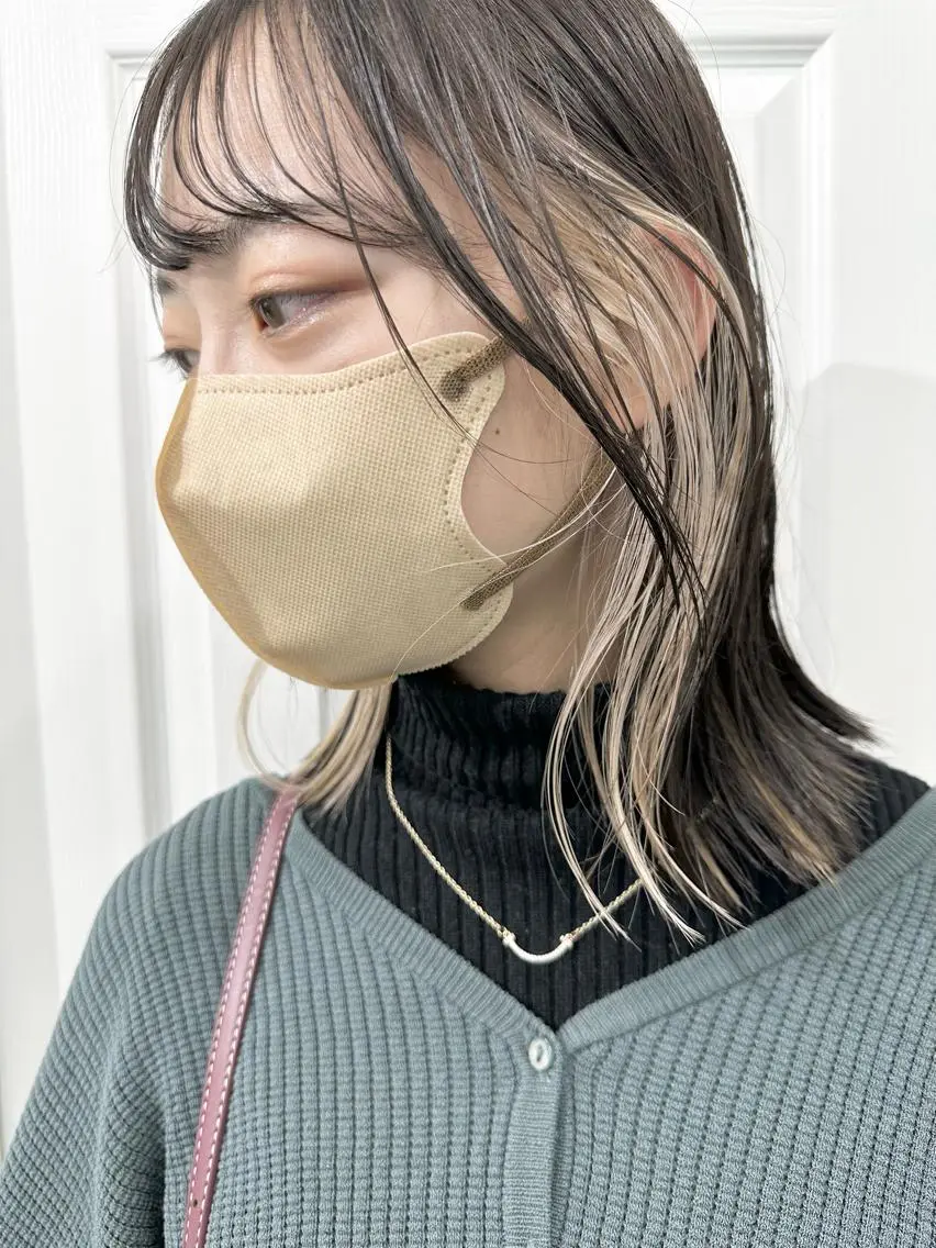 💡ブリーチ一回込みポイントカラー💡インナーカラーorイヤリングカラーのダブルカラーの写真