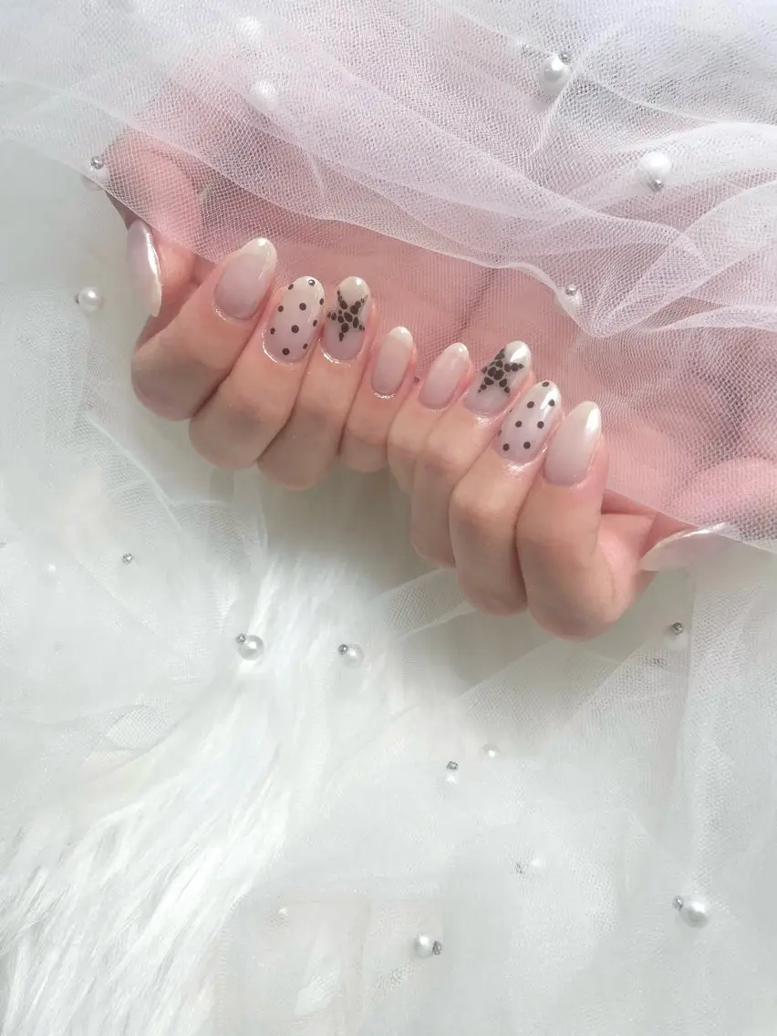 ネイル IBUKI PEEKABOO梅田のネイルデザイン