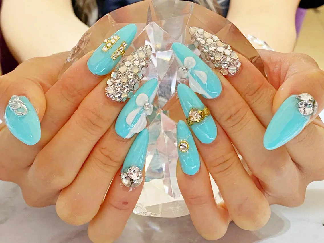 ネイル ロングネイル 持ち込み YUN 💅のネイルデザイン
