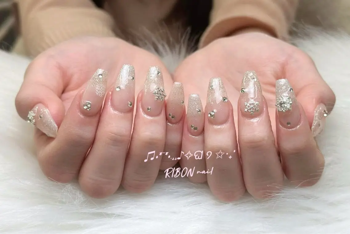 ネイル チークネイル 長さ出し フレンチネイル ジェルネイル グラデーション RIBON nail 高田馬場のネイルデザイン