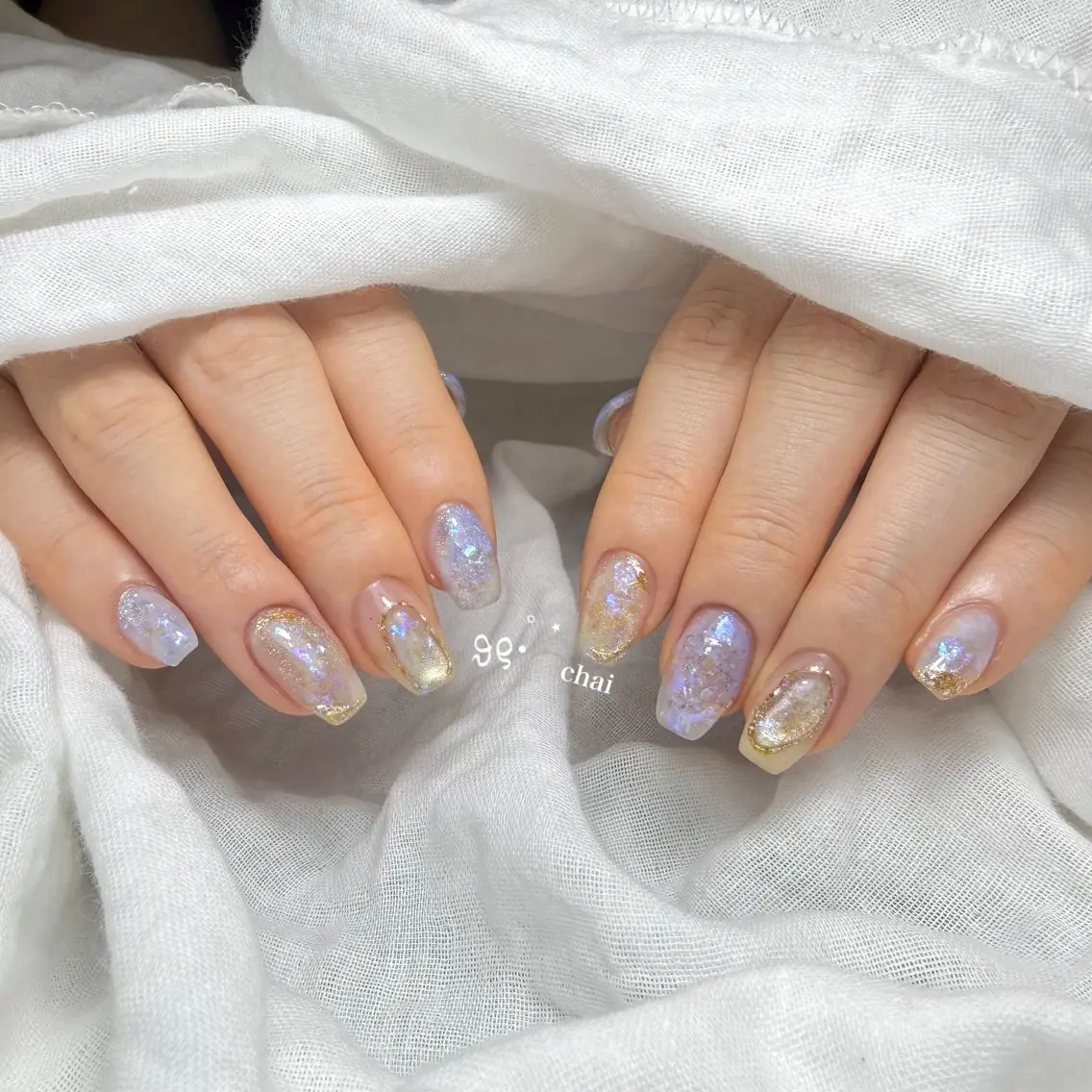 ネイル キラキラネイル ニュアンスネイル ハンドネイル chai nail + eye📍鶴橋のネイルデザイン