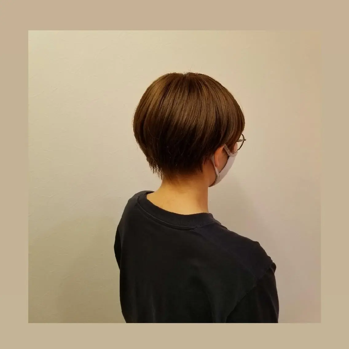 ショート カラー ハンサムショート アッシュ ブラウンカラー ショートヘア カット ヘアカラー トリートメント 松江  幸世のヘアスタイル
