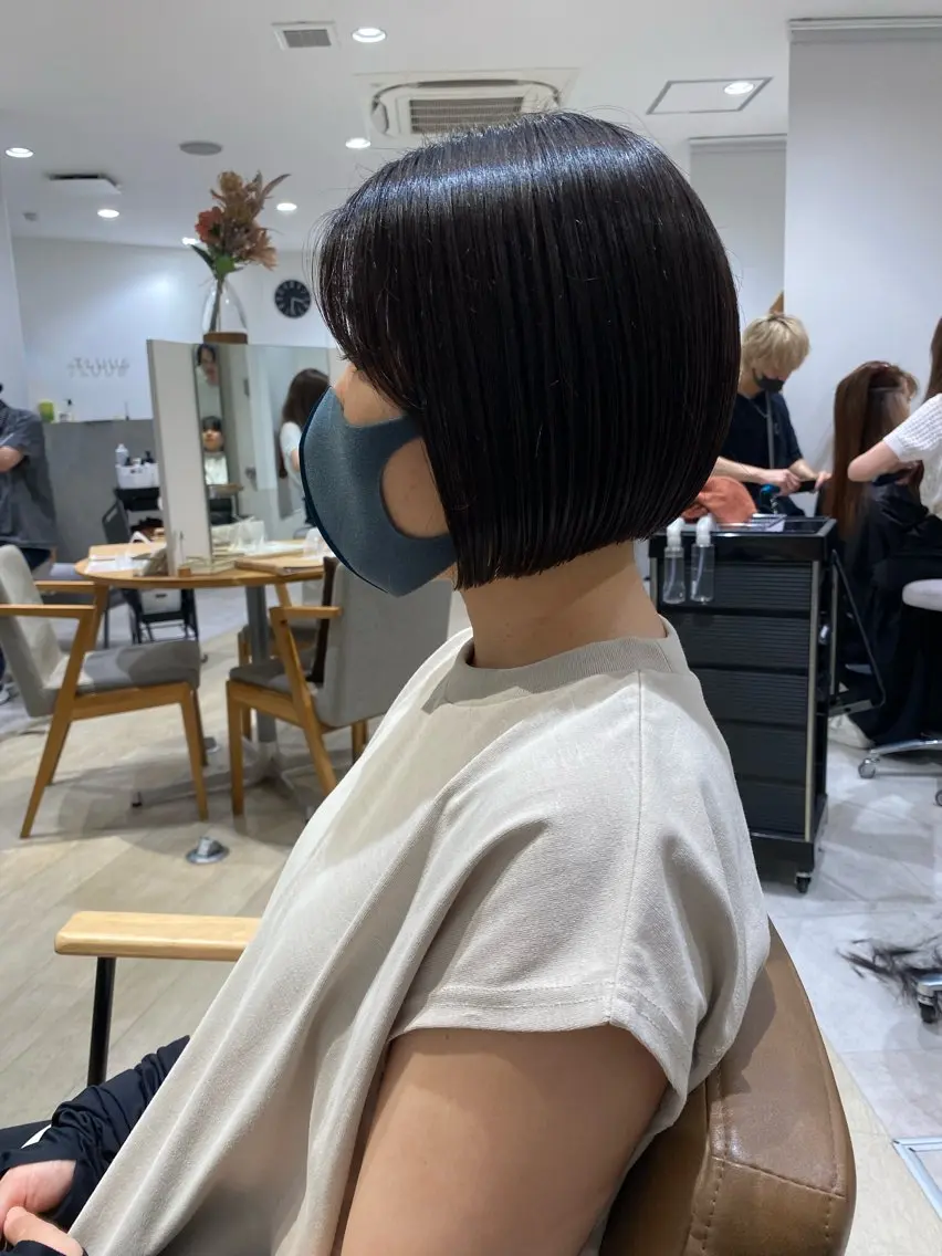 ショート カラー ボブ クロスパーマ🥇韓国 ヘア🇰🇷濵田航希のヘアスタイル