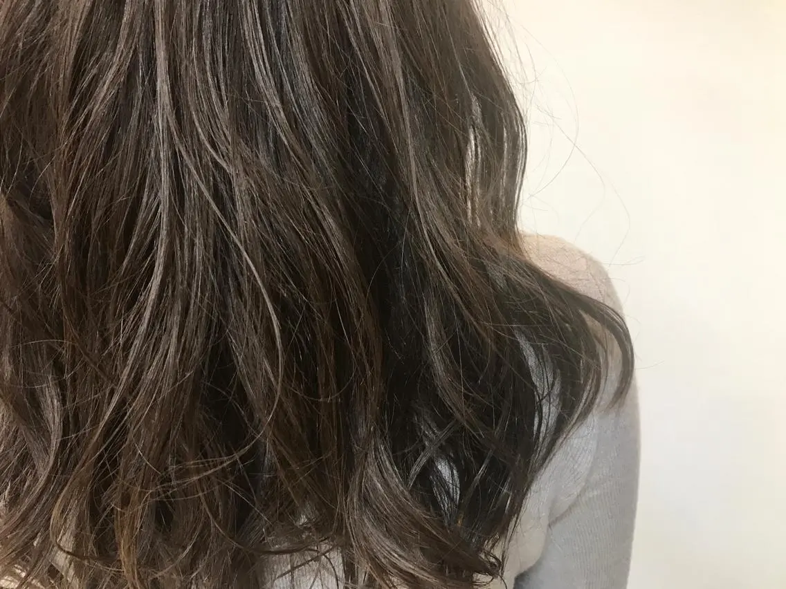ロング パーマ ヘアアレンジ デジタルパーマ スズキ シオリのヘアスタイル