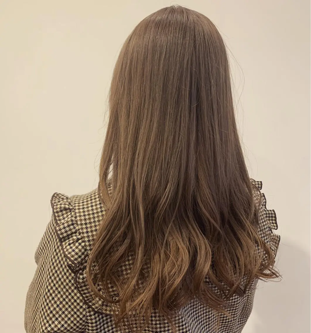 セミロング カラー ベージュカラー 多田 彩香のヘアスタイル