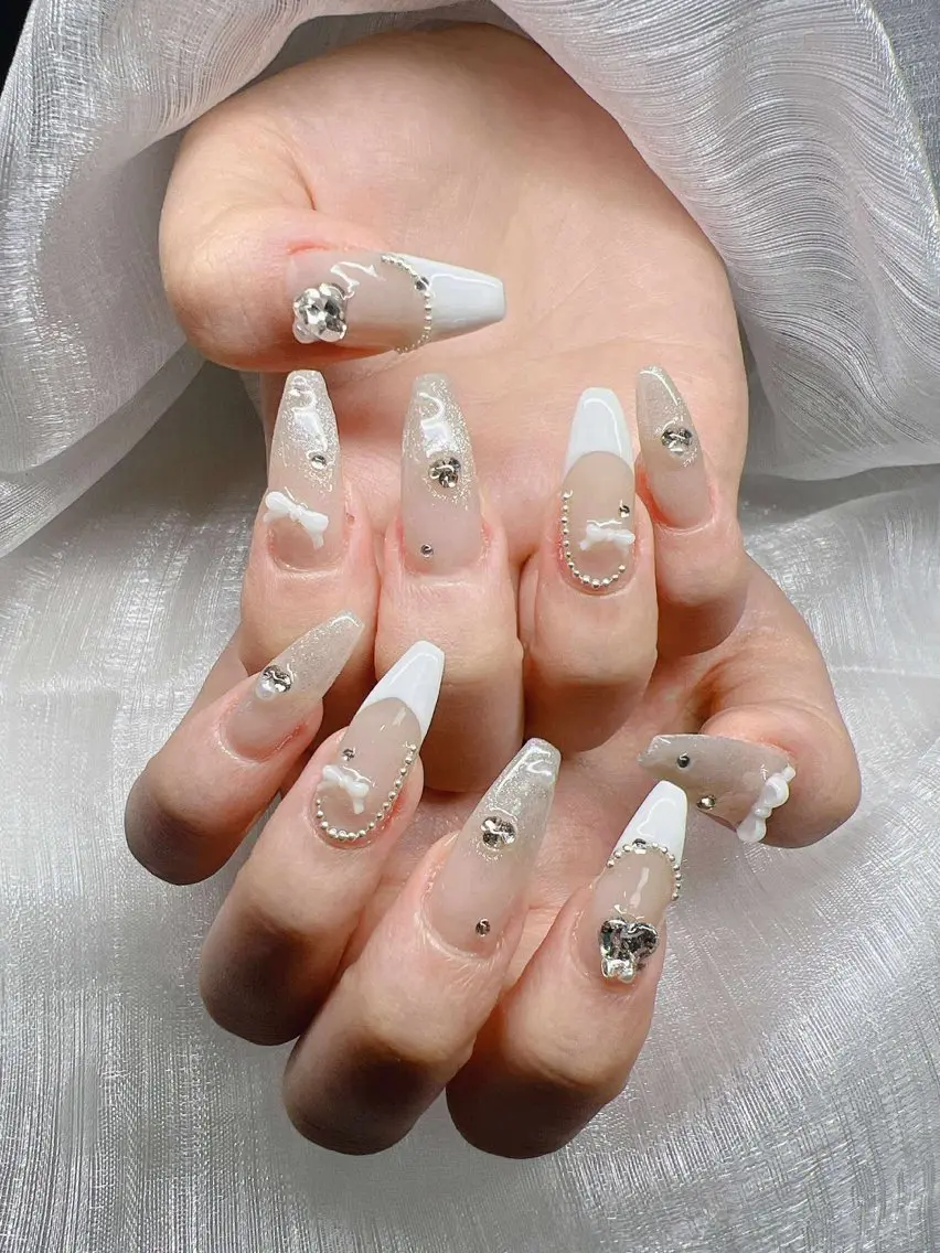 ネイル 長さ出し グラデーション 卒業式 キラキラネイル マグネットネイル ハンドネイル Lee Nailsのネイルデザイン