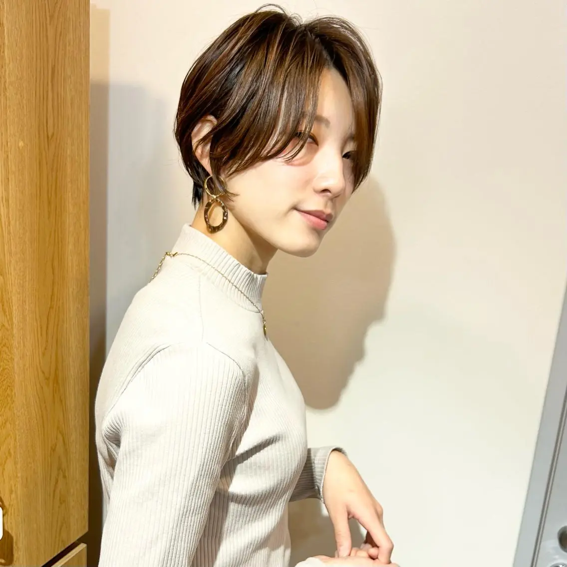 ショート カラー ブリーチ ケアブリーチ ダブルカラー ハイライトカラー イルミナカラー 中北篤志 ショートボブのヘアスタイル
