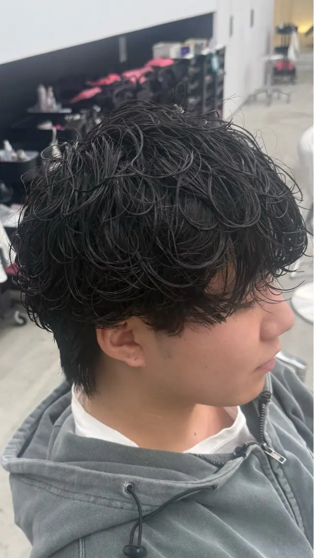 ショート カラー パーマ 久富 飛義のヘアスタイル