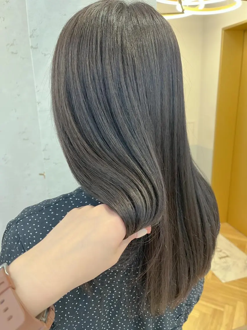 ⭕️【カット】+【縮毛矯正】+【カラー】+【潤い💧補修トリートメント】の写真
