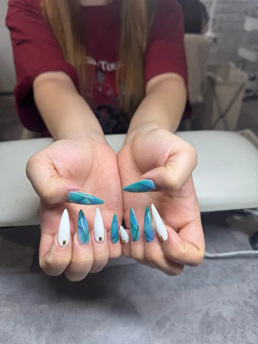 ネイル ハンドネイル IROHA NAIL 北村菜帆のネイルデザイン