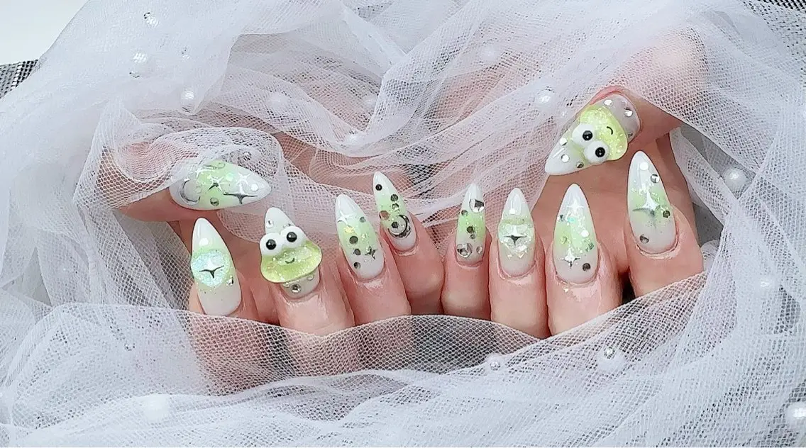 ネイル R salonのネイルデザイン