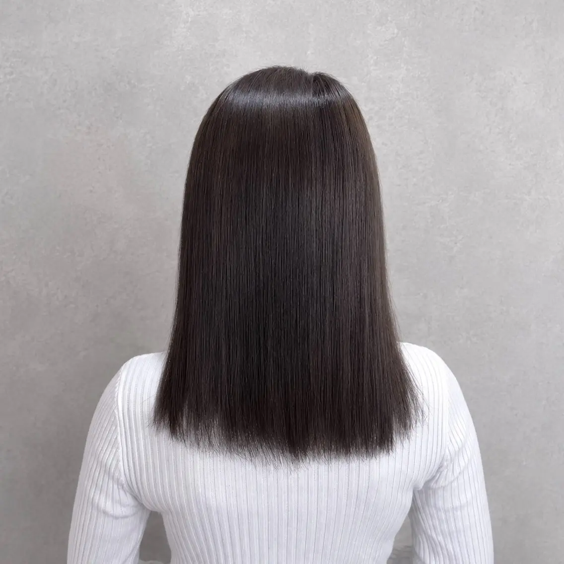 セミロング カラー ヘアカラー 🪽透明感🪽ブ リーチ特化✨Ainaのヘアスタイル