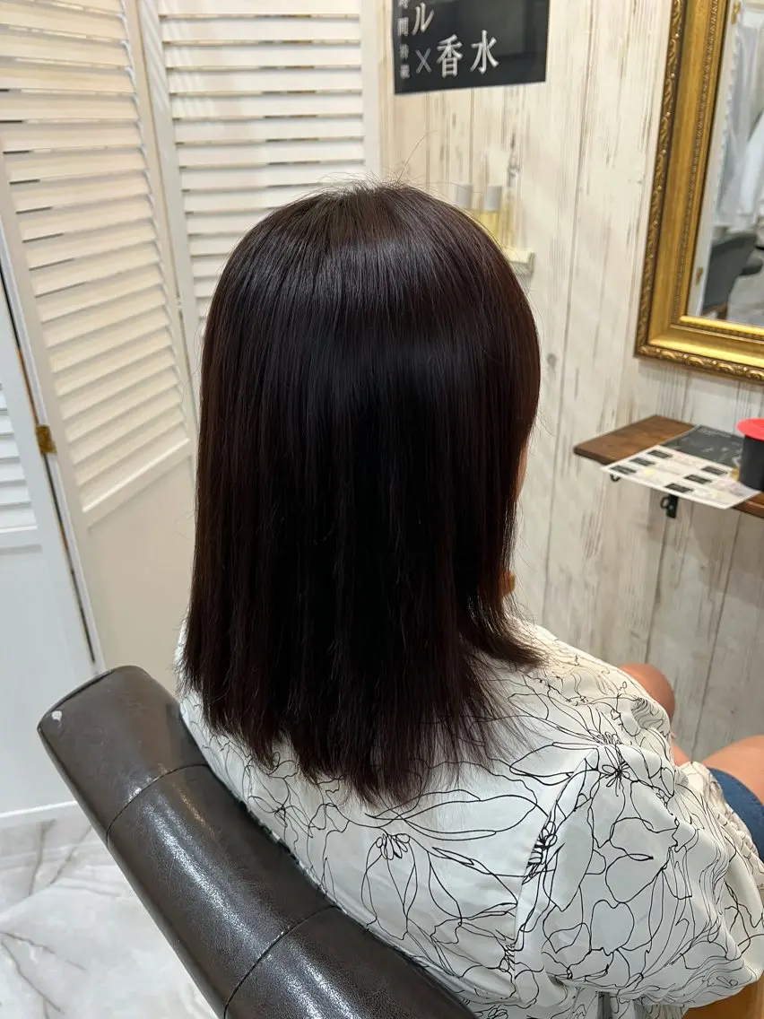 セミロング カラー 🎀𝑹𝑰𝑲𝑶 🎀【西九条・此花】のヘアスタイル