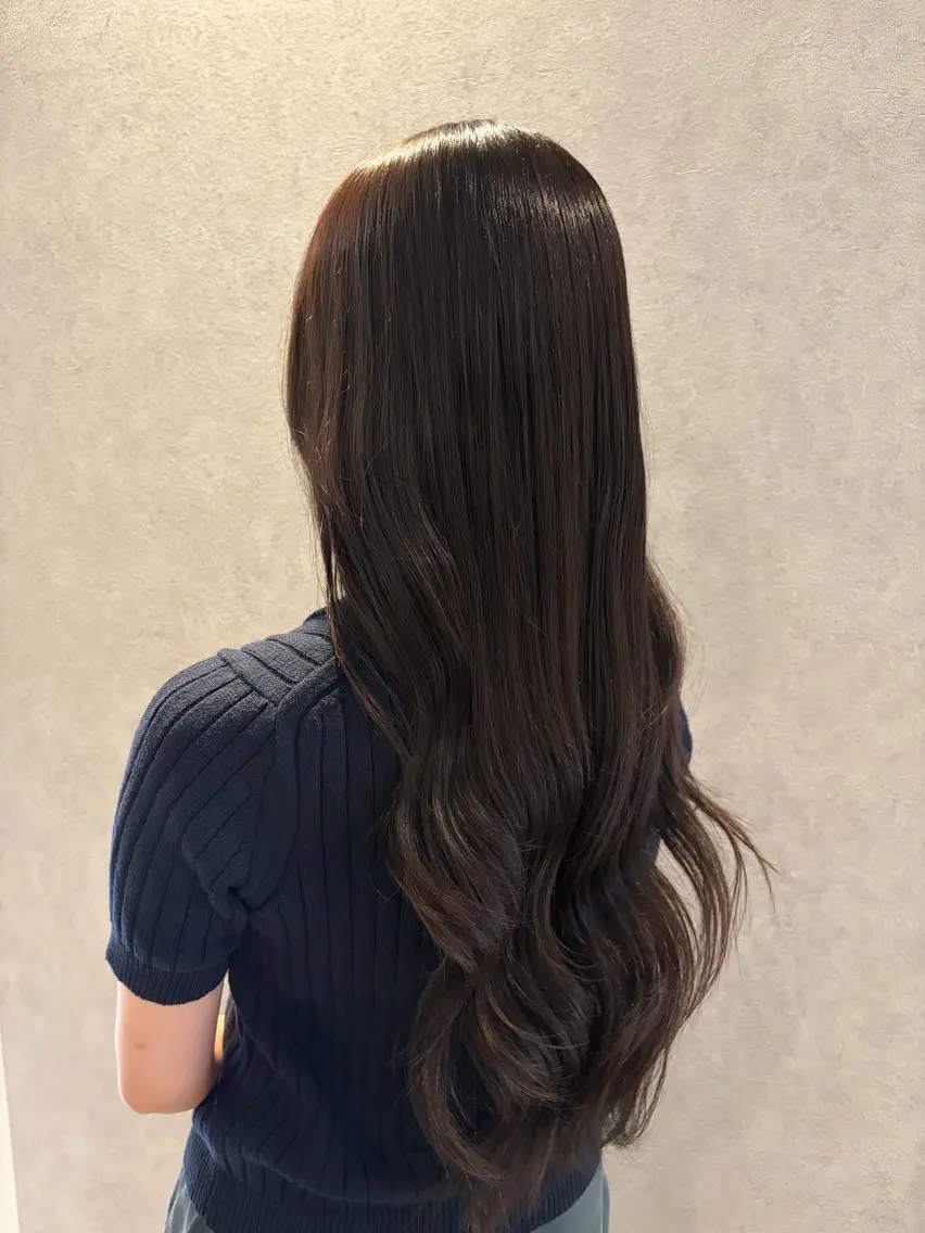 ロング ヘアカラー 木村 友泉のヘアスタイル