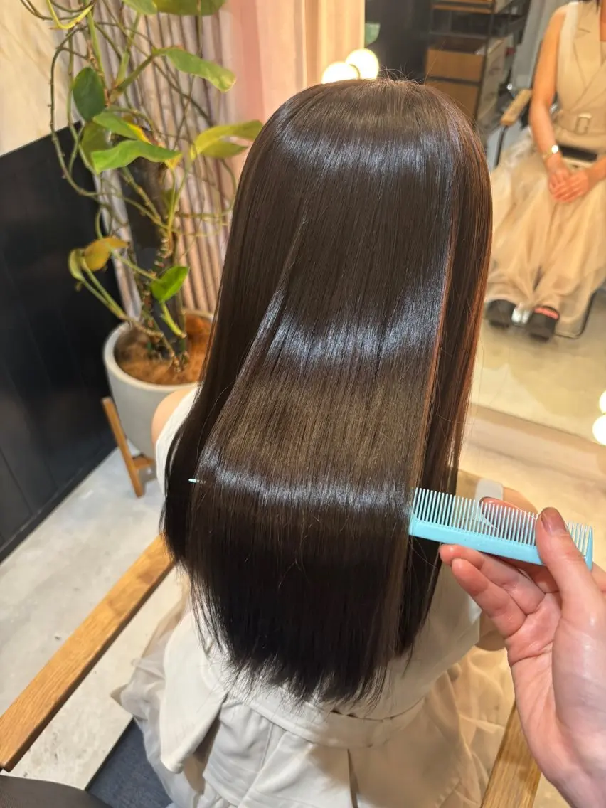 ロング カラー ヘアカラー Aboveヒルタ🩰 /透明感カラーのヘアスタイル