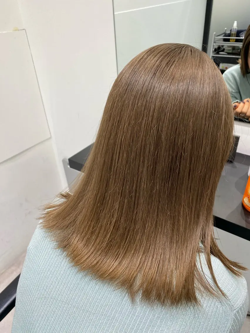 セミロング カラー トリートメント 吉武 茂暉のヘアスタイル
