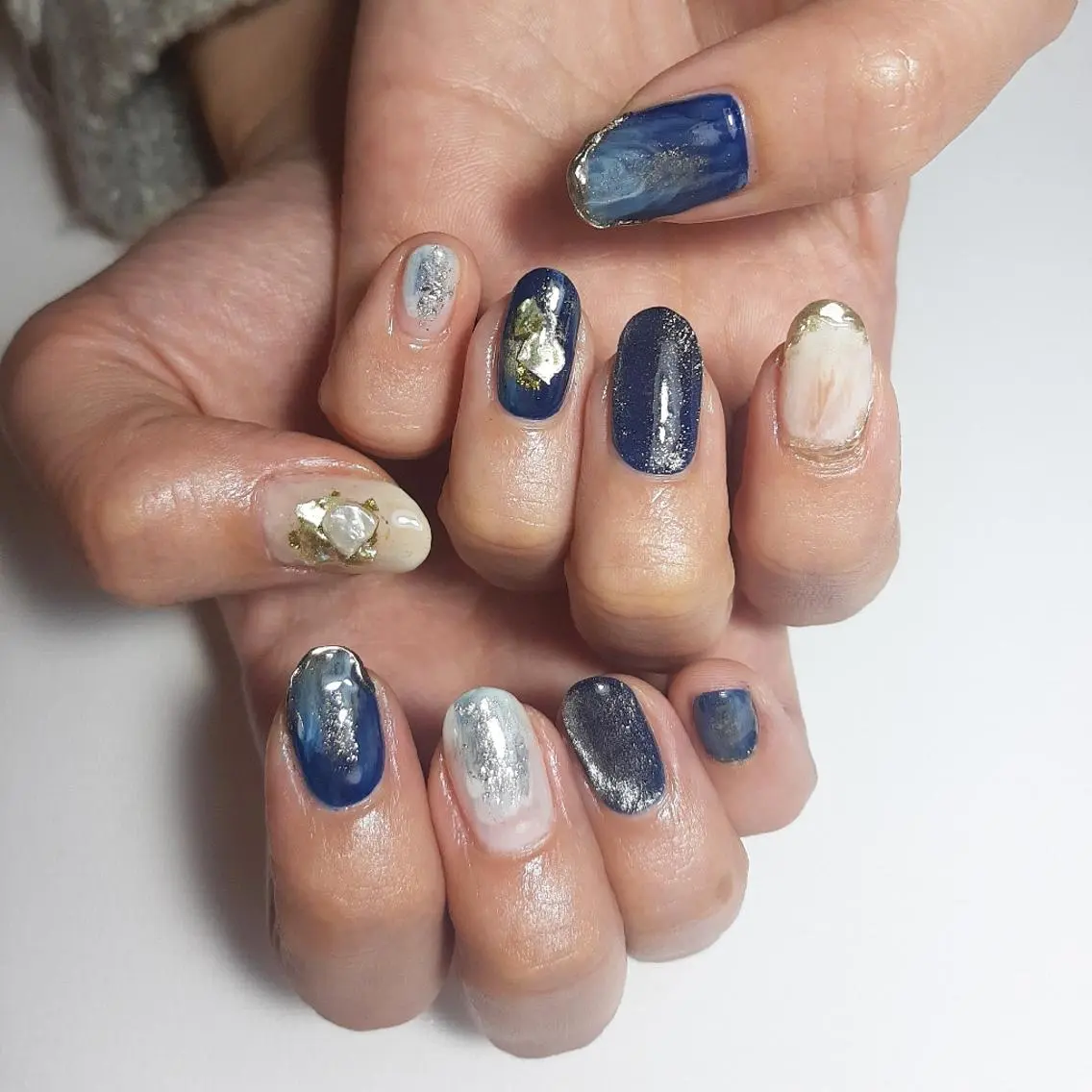 ネイル マグネットネイル ネイビー ニュアンスネイル owlnail /持込みデザイン専門のネイルデザイン