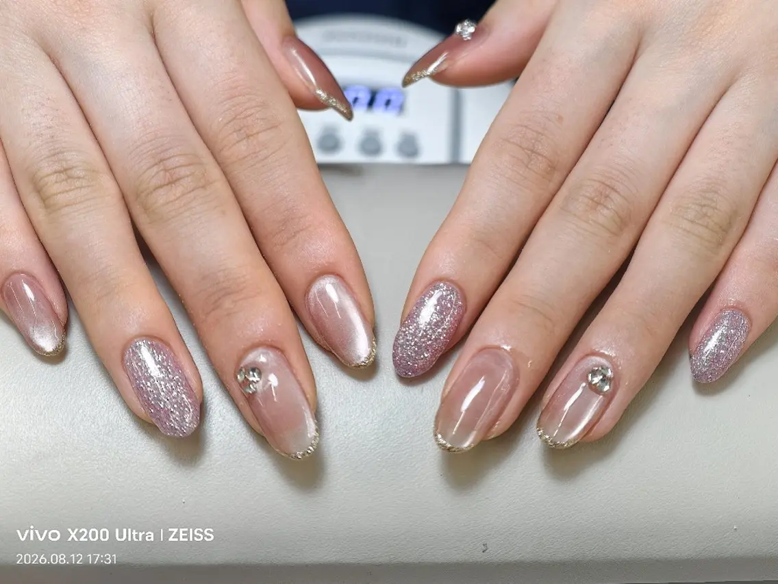 ネイル more glam 大宮店カナのネイルデザイン